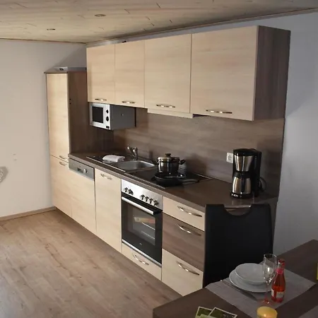 Apartment Seniorenfreundliche Und Barrierefreie Erdgeschosswohnung Mit Hohem Komfort Fuer Drei Personen Bad Brambach